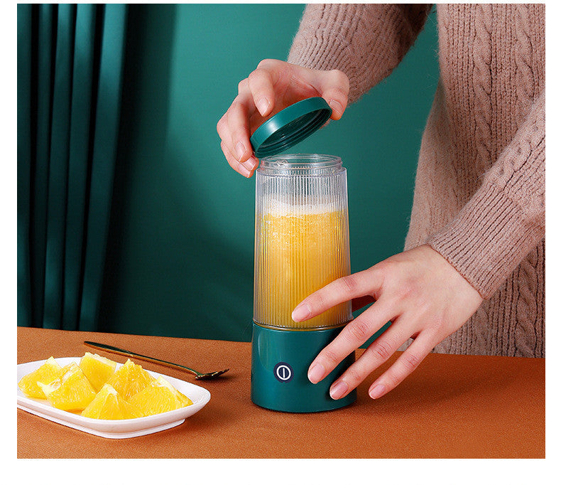 Rubyhoody brand Rechargeable Portable Juicer Cup Small Portable Smoothie Machine