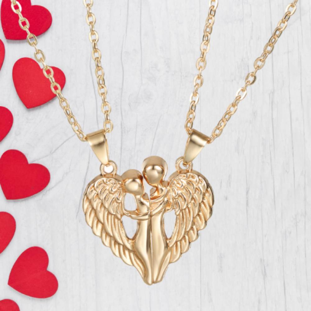 Personalized Couple Necklace Magnetic Matching Angel Necklaces for Couples Valentine's Gift for Lover