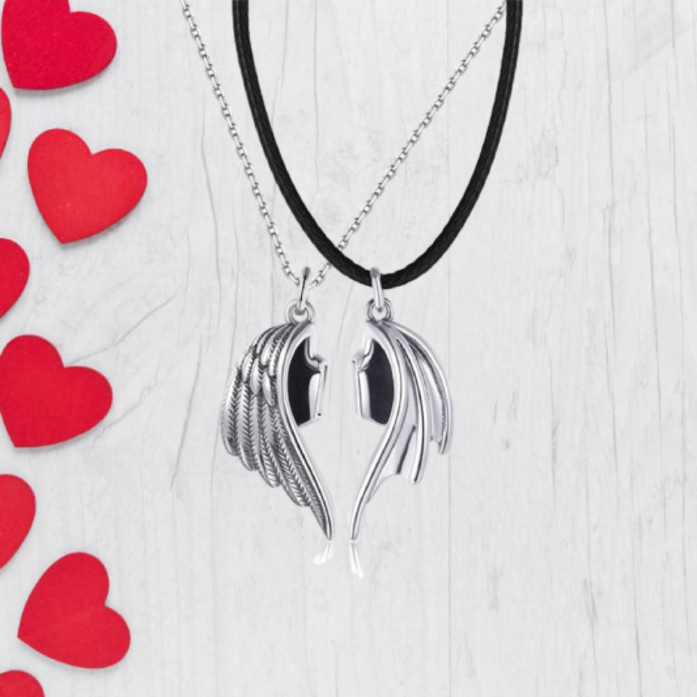 Personalized Couple Necklace Magnetic Matching Necklaces for Couples Valentine's Gift for Lover
