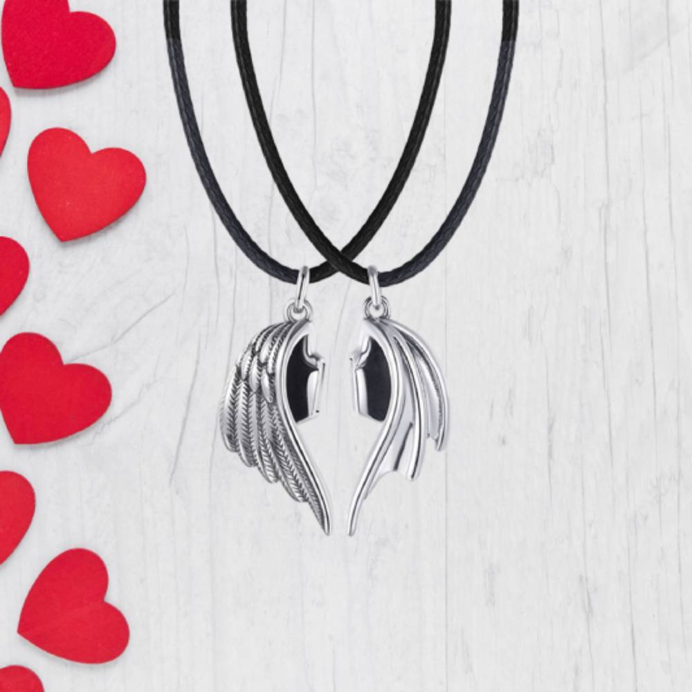 Personalized Couple Necklace Magnetic Matching Necklaces for Couples Valentine's Gift for Lover