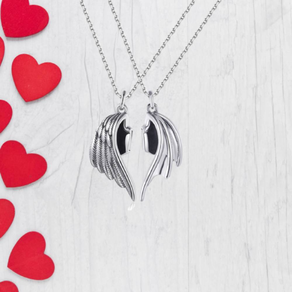 Personalized Couple Necklace Magnetic Matching Necklaces for Couples Valentine's Gift for Lover