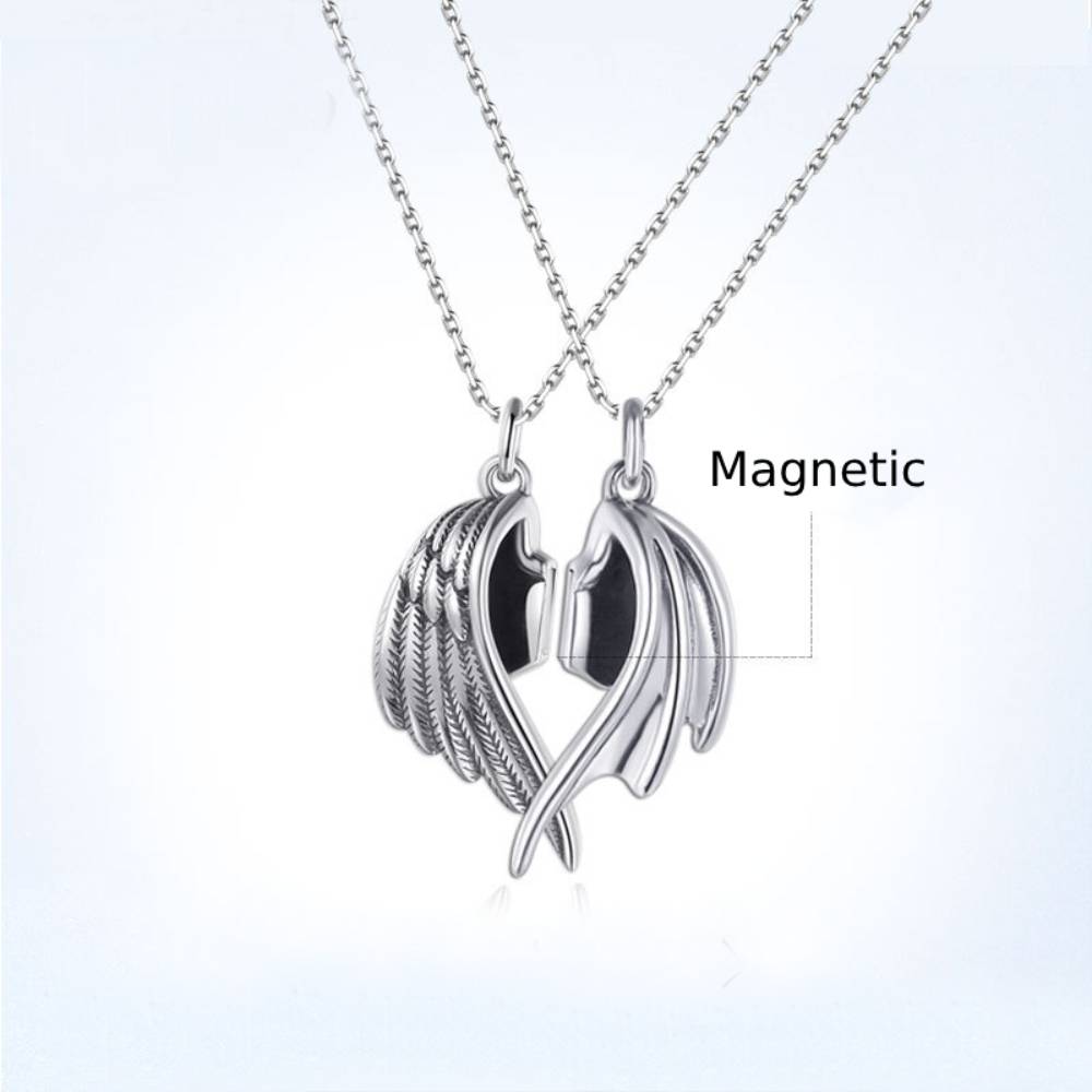 Personalized Couple Necklace Magnetic Matching Necklaces for Couples Valentine's Gift for Lover