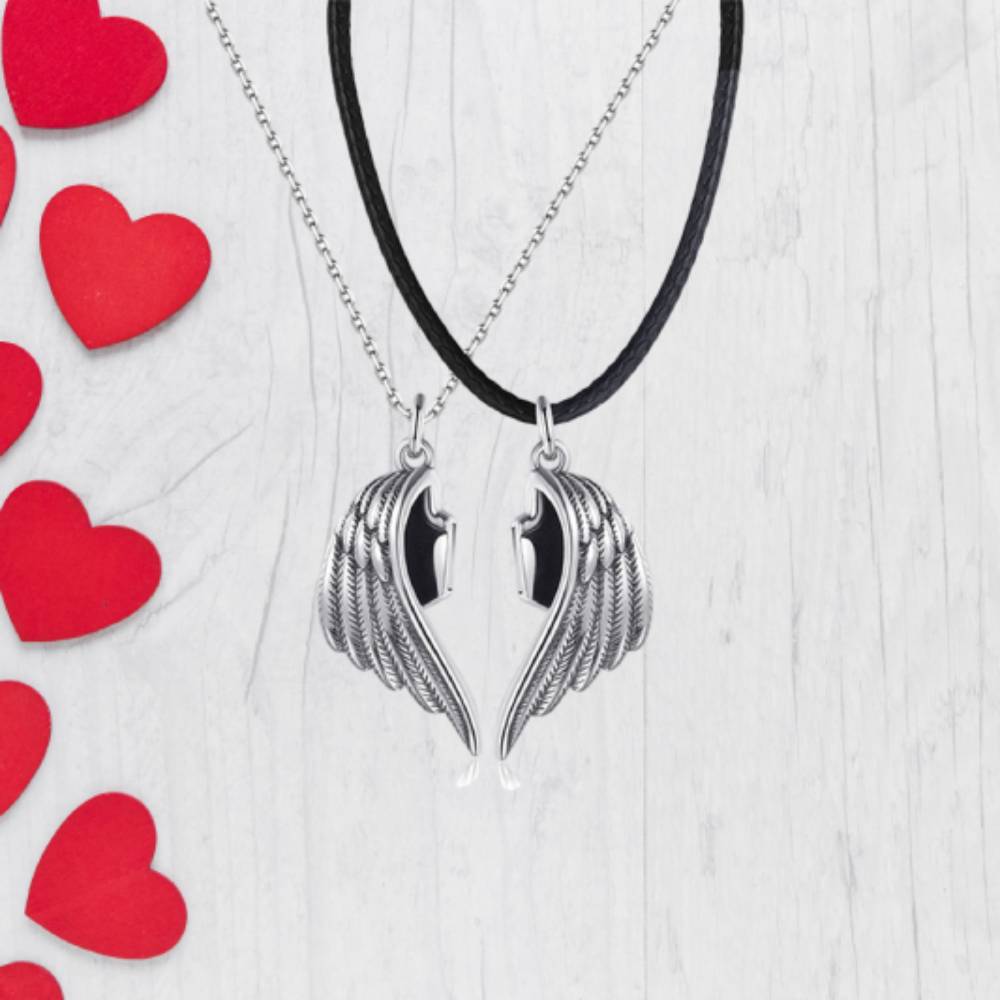 Personalized Couple Necklace Magnetic Matching Necklaces for Couples Valentine's Gift for Lover