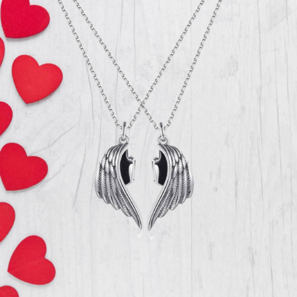 Personalized Couple Necklace Magnetic Matching Necklaces for Couples Valentine's Gift for Lover